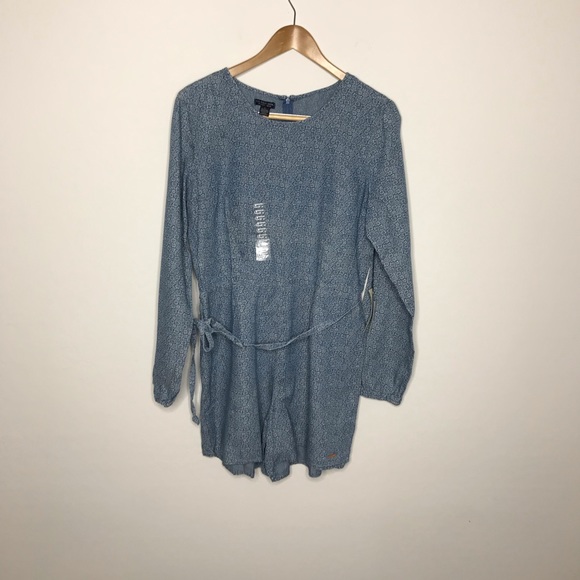 Polo Chambray Long Sleeve Floral Romper M/L - Picture 3 of 7